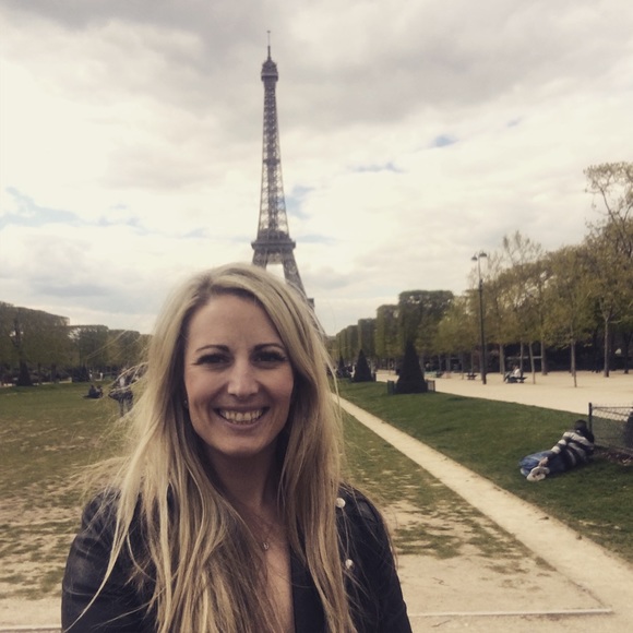 Ashli - Picture 2 of 4